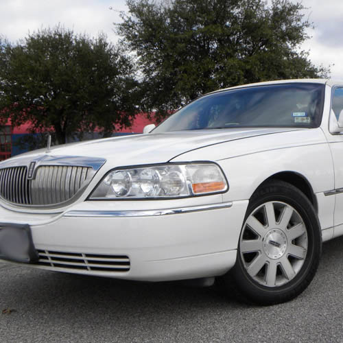 Melton Mowbray Lincoln Town Limo Hire
